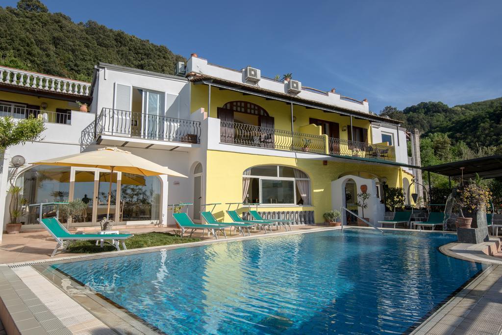 Hotel Ape Regina Casamicciola Terme Exteriör bild